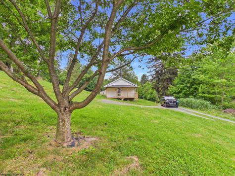 38 Rabish Lane Fairmont WV 26554