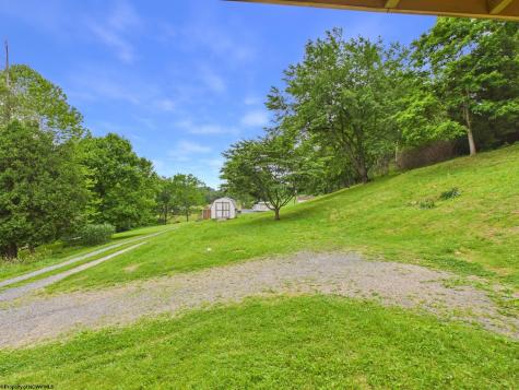 38 Rabish Lane Fairmont WV 26554