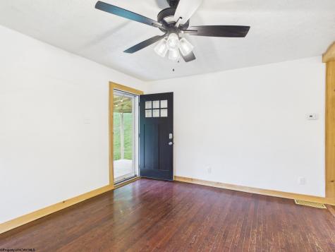 38 Rabish Lane Fairmont WV 26554