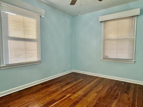 1131 S Park Drive Fairmont WV 26554