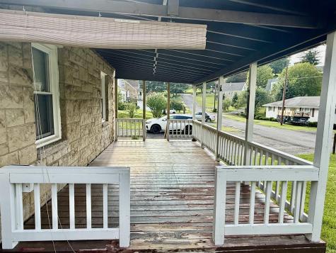 1131 S Park Drive Fairmont WV 26554