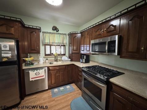 344 E 7th Street Weston WV 26452-0000