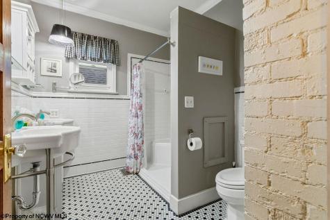 518 Stanley Avenue Clarksburg WV 26301