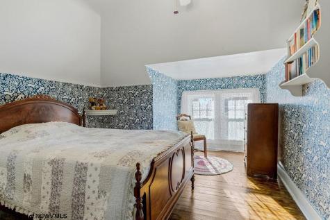 518 Stanley Avenue Clarksburg WV 26301