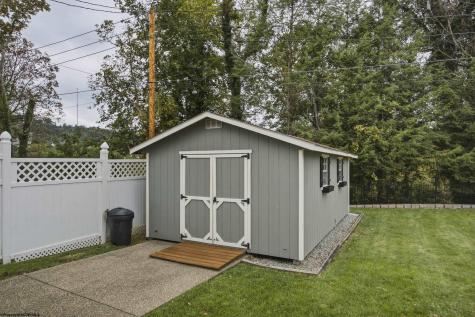 518 Stanley Avenue Clarksburg WV 26301
