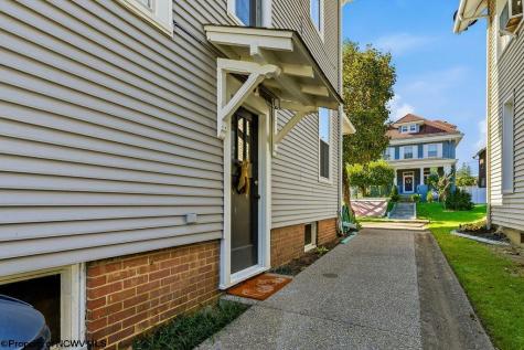 518 Stanley Avenue Clarksburg WV 26301