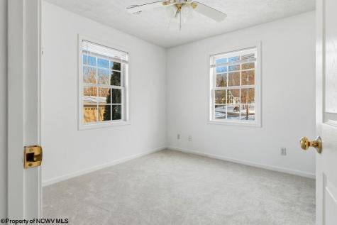 46 Oakridge Lane Bridgeport WV 26330-0000