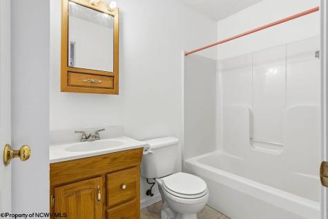 46 Oakridge Lane Bridgeport WV 26330-0000