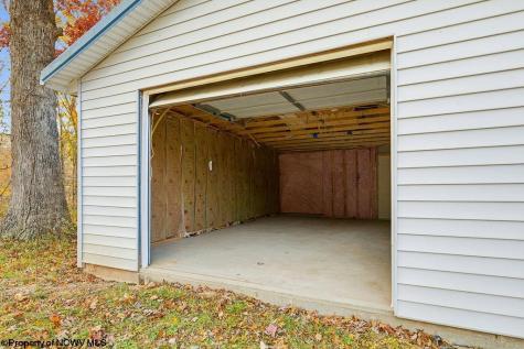 46 Oakridge Lane Bridgeport WV 26330-0000