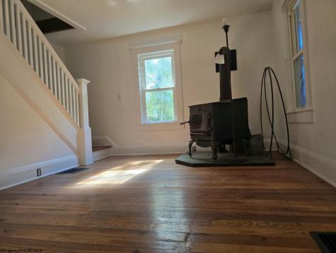 302 Harpertown Road Elkins WV 26241