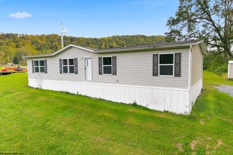 58 Sable Lane Maidsville WV 26541