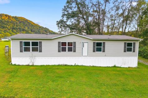 58 Sable Lane Maidsville WV 26541