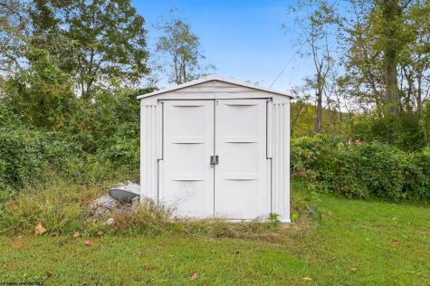 58 Sable Lane Maidsville WV 26541