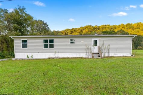 58 Sable Lane Maidsville WV 26541