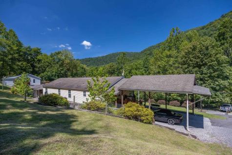 458 Bell Street Webster Springs WV 26288
