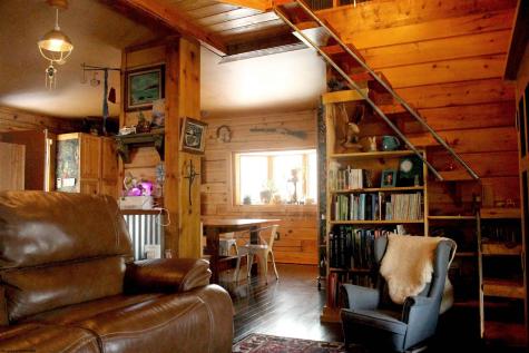 722 Valley Falls Road Fairmont WV 26554-9999