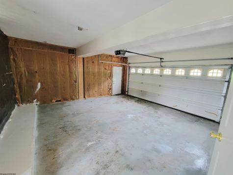20 Hillcrest Drive Mount Clare WV 26408