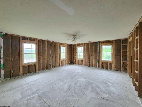 20 Hillcrest Drive Mount Clare WV 26408