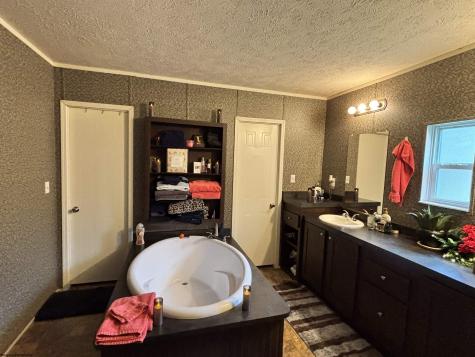 1058 Bean Hollow West Union WV 26456