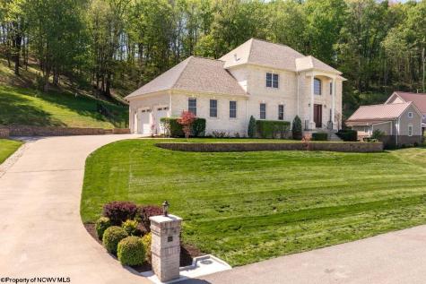 211 Merideth Street Morgantown WV 26508