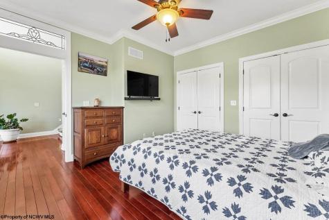 211 Merideth Street Morgantown WV 26508
