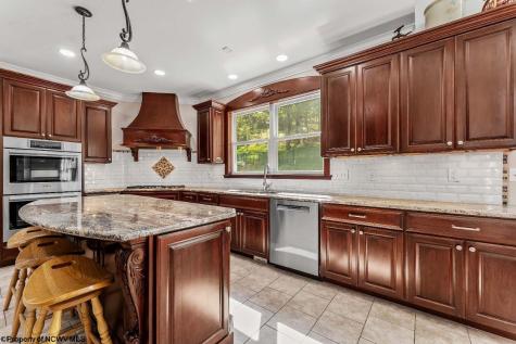 211 Merideth Street Morgantown WV 26508