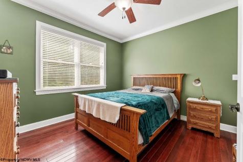 211 Merideth Street Morgantown WV 26508