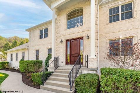 211 Merideth Street Morgantown WV 26508
