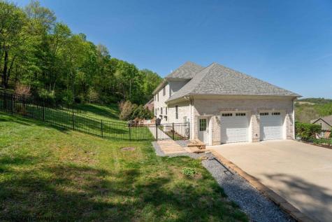 211 Merideth Street Morgantown WV 26508