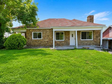 1529 Fairmont Avenue Fairmont WV 26554