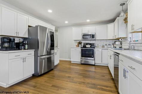 1809 Lafayette Circle Fairmont WV 26554