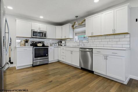 1809 Lafayette Circle Fairmont WV 26554