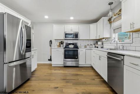 1809 Lafayette Circle Fairmont WV 26554