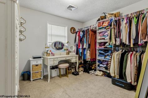 1809 Lafayette Circle Fairmont WV 26554