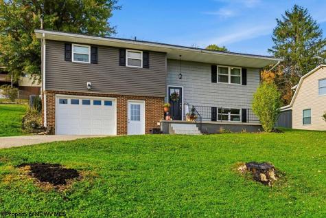 1809 Lafayette Circle Fairmont WV 26554