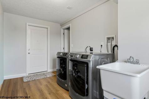 1809 Lafayette Circle Fairmont WV 26554