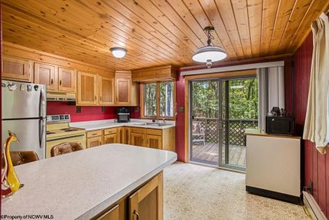 264 Primrose Lane Terra Alta WV 26764