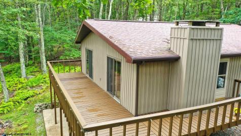 264 Primrose Lane Terra Alta WV 26764