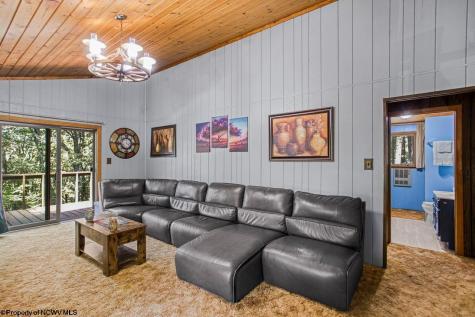 264 Primrose Lane Terra Alta WV 26764