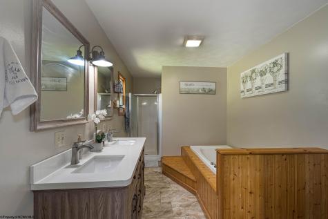 687 Cobun Creek Road Morgantown WV 26508