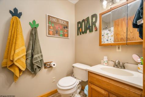 687 Cobun Creek Road Morgantown WV 26508