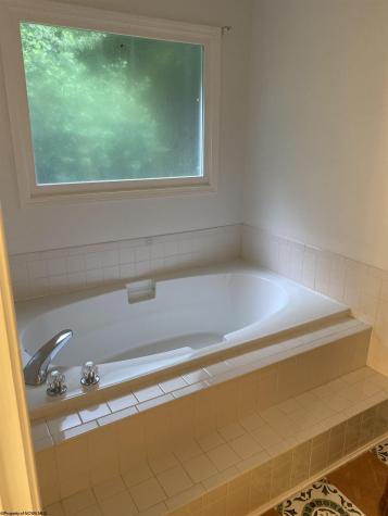 1416 Arcadia Drive Fairmont WV 26554