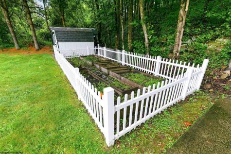 1416 Arcadia Drive Fairmont WV 26554