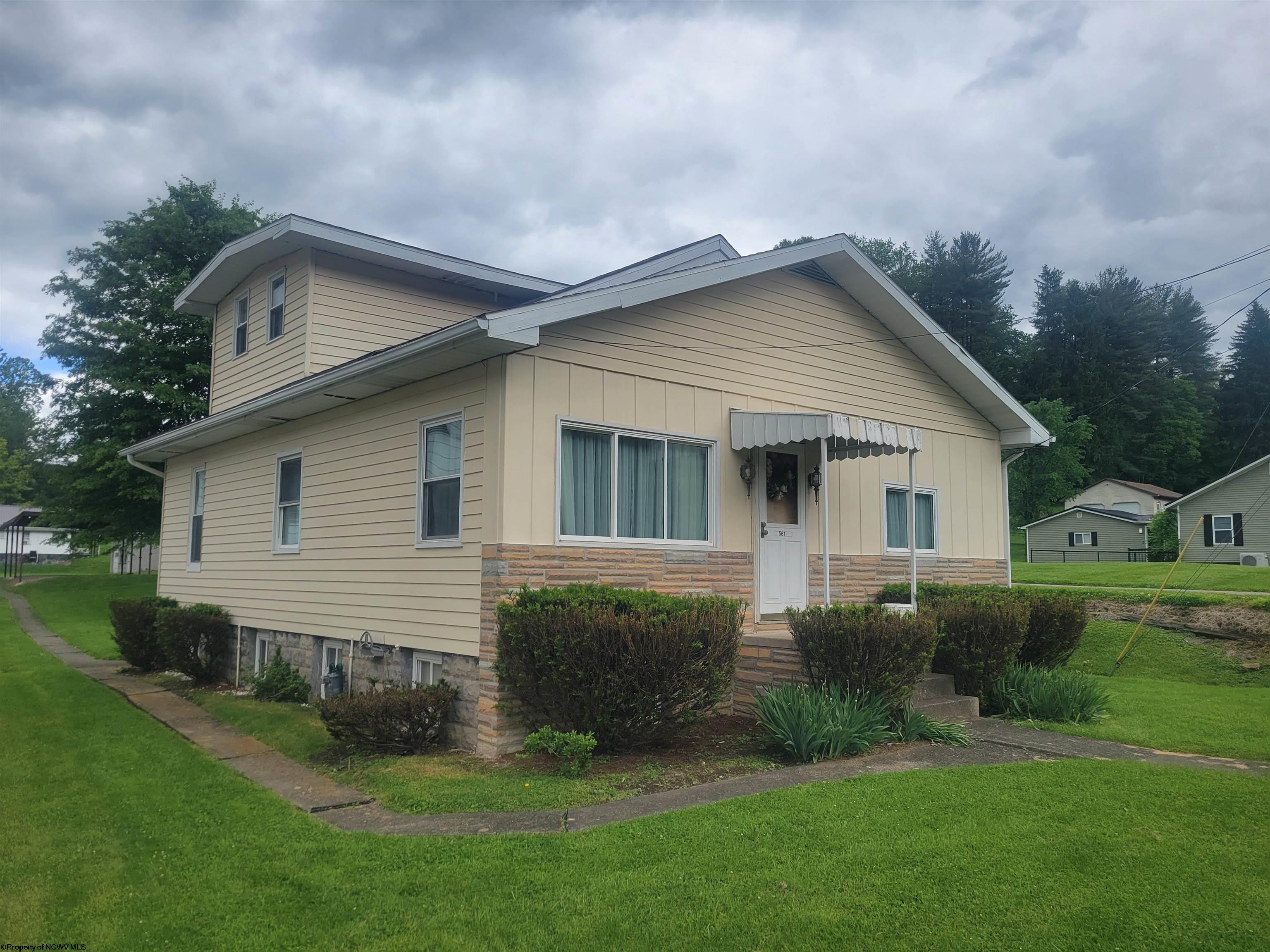 561 Owings Road Shinnston WV 26431