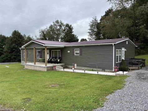 28 Cedar Meadows Circle Reedsville WV 26547