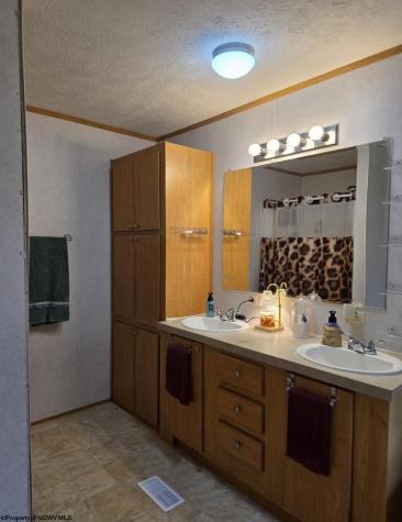 28 Cedar Meadows Circle Reedsville WV 26547