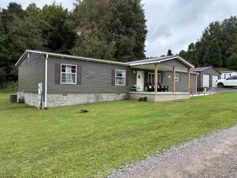28 Cedar Meadows Circle Reedsville WV 26547