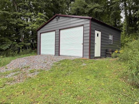 28 Cedar Meadows Circle Reedsville WV 26547