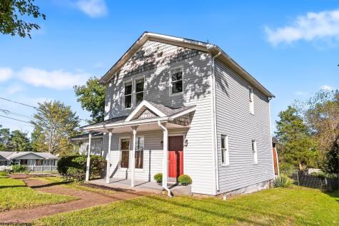 90 N Main Street Masontown WV 26542