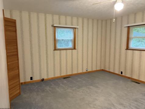 1726 Flaggy Meadow Road Mannington WV 26582